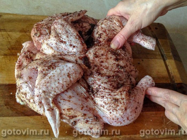 Курица с сумахом, запечённая в рукаве для выпечки 