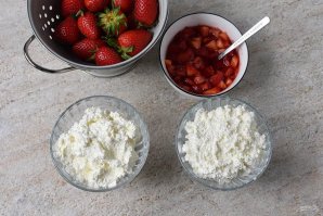 Клубника с творогом
