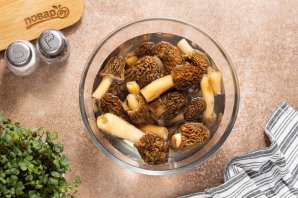 Сморчки в сметане