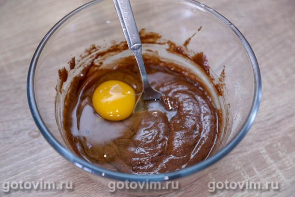 Шоколадный бисквит с кофе и клюквой в микроволновке