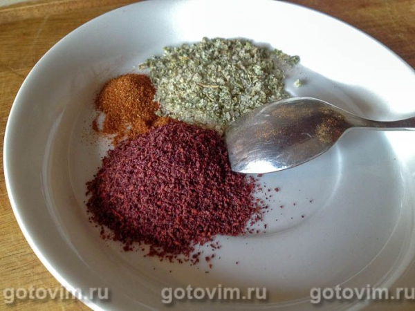 Курица с сумахом, запечённая в рукаве для выпечки 