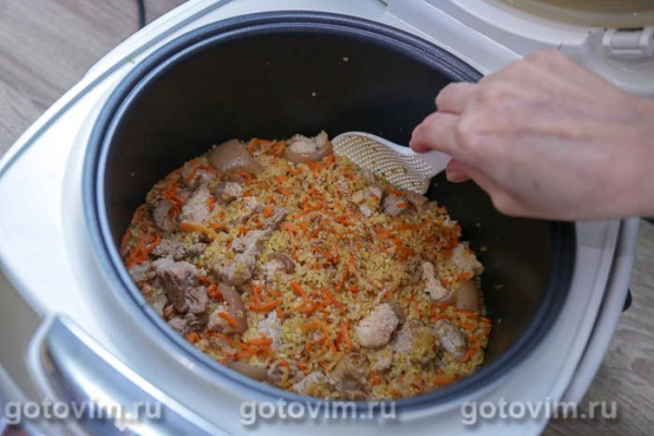 Плов из свинины с булгуром в мультиварке