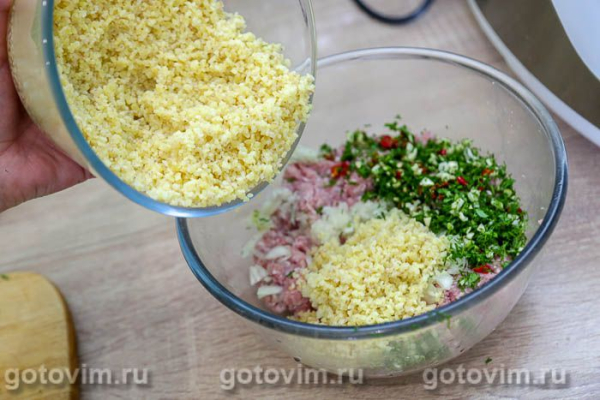 Мясные котлеты с булгуром в мультиварке