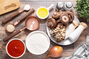 Постная пицца с грибами